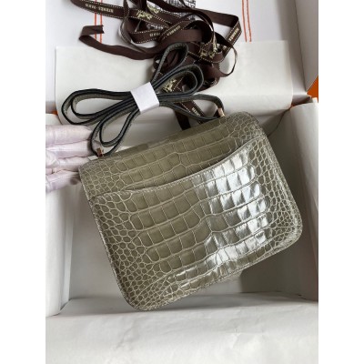 Hermes Constance 18 Handmade Bag In Grey Shiny Alligator Leather