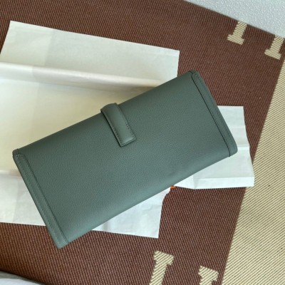 Hermes Jige Elan 29 Clutch Bag In Vert Amande Epsom Leather