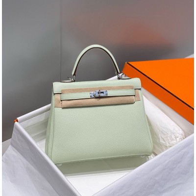 Hermes Kelly 25cm Retourne Bag In Vert Fizz Clemence Leather