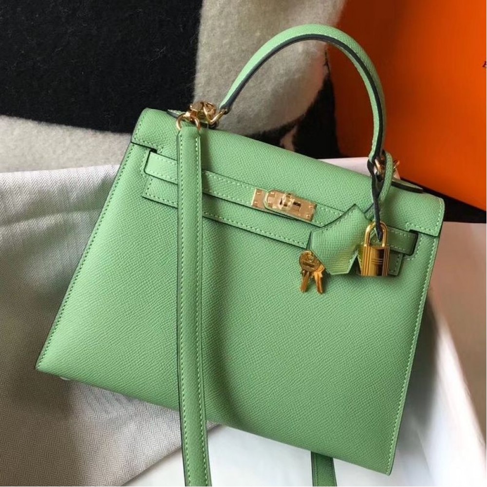 Hermes Kelly 28cm Bag In Vert Criquet Epsom Leather GHW