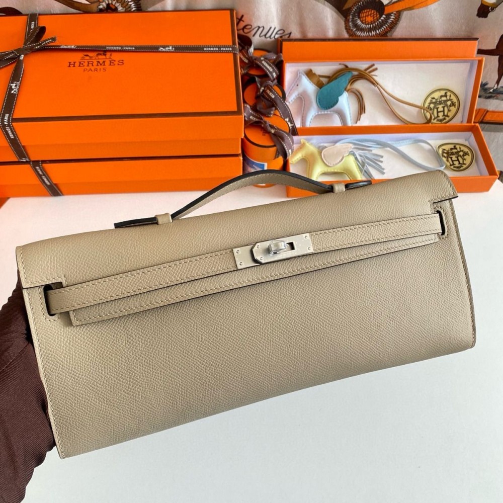 Hermes Kelly Cut Handmade Bag in Tourterelle Epsom Calfskin