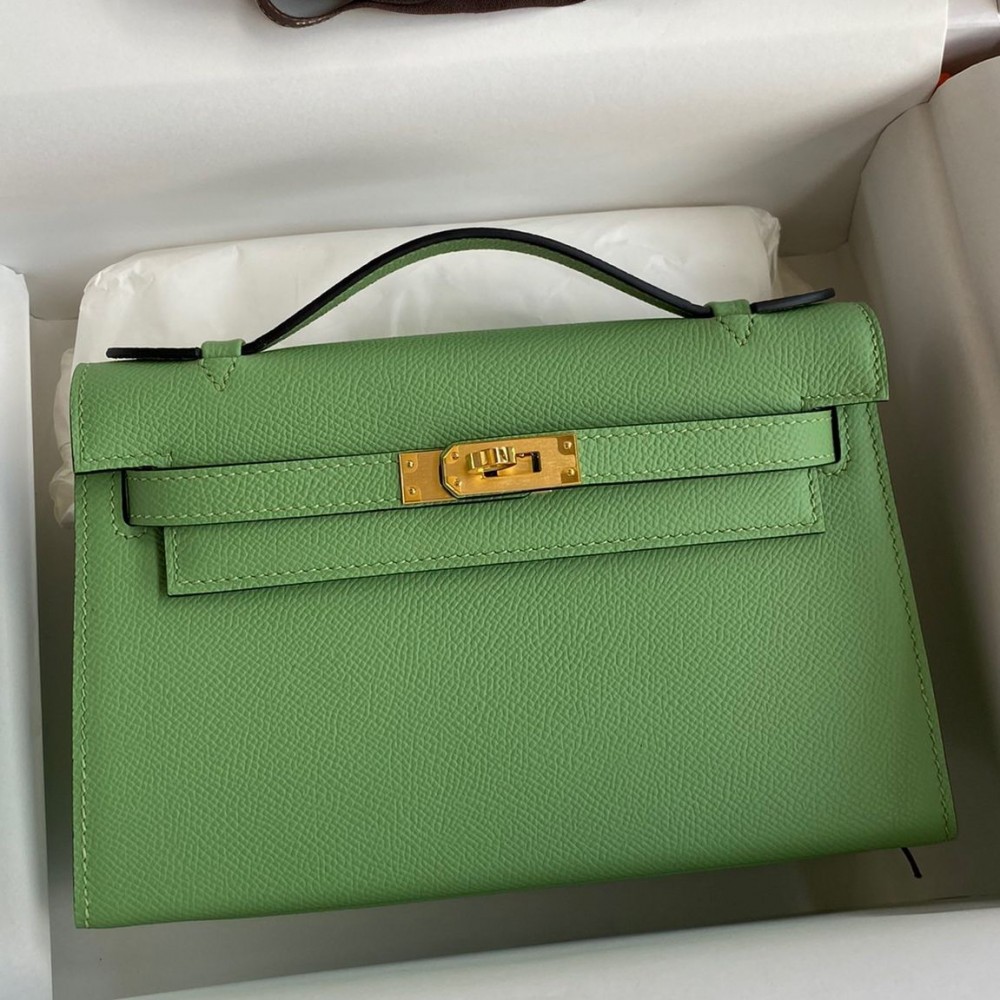 Hermes Kelly Pochette Handmade Bag In Vert Criquet Epsom Calfskin