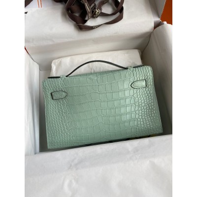 Hermes Kelly Pochette Handmade Bag In Vert D-eau Matte Alligator Leather