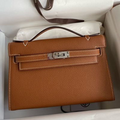 Hermes Kelly Pochette Handmade Bag in Gold Clemence Leather