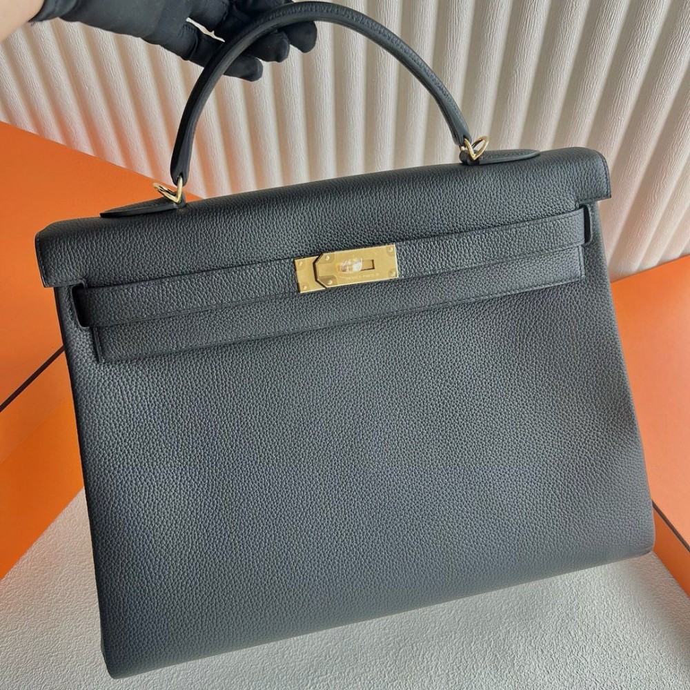 Hermes Kelly Retourne 40 Handmade Bag in Black Clemence Leather