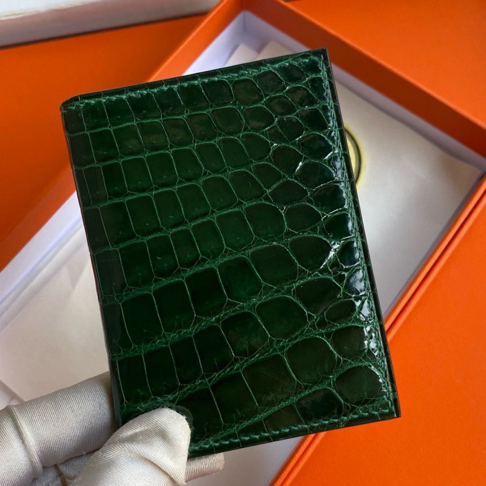 Hermes MC2 Euclide Card Holder in Vert Emeraud Shiny Alligator Leather